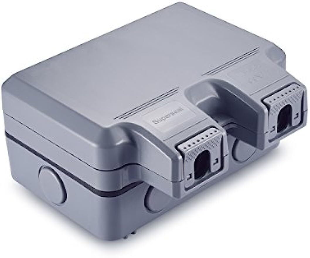 Weatherproof Outdoor Plug 13A 2 Gang Twin Switched Double Socket Outside Box UK